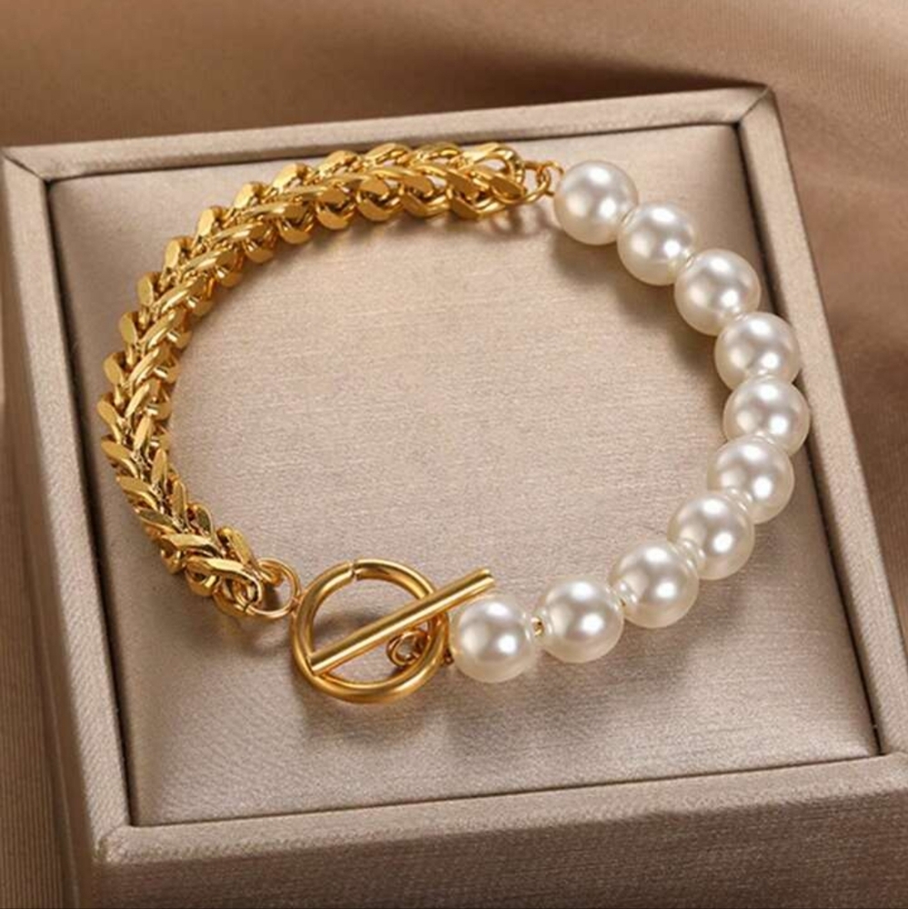 💛🤍NEW💛🤍 BEAUTIFUL!! Half Faux Pearl and Half Stainless Steel Link Bracelet